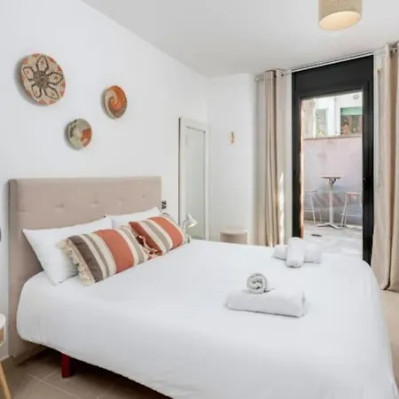 Acogedor Cerca Del Casco Antiguo Appartement *