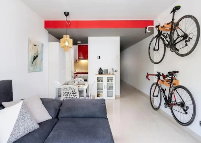 Acogedor Cerca Del Casco Antiguo شقة